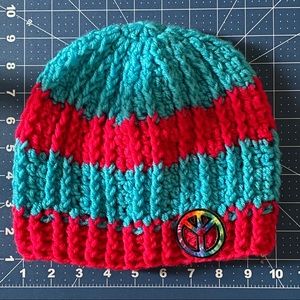 Girls ladies crochet slouch hat